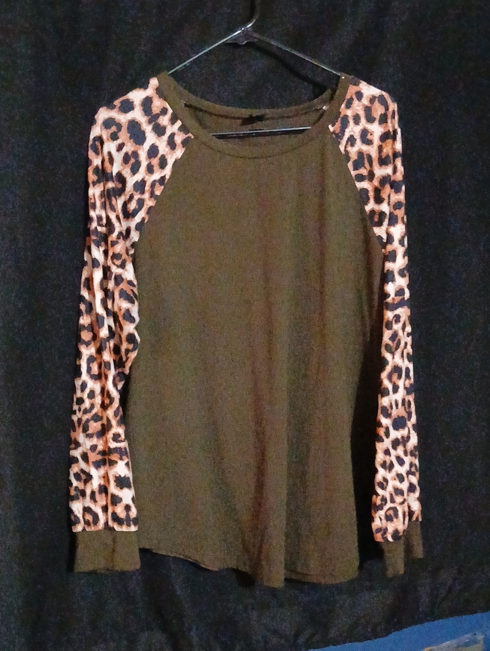 SHEIN Olive Green Long Sleeve Top with Leopard Print Sleeves